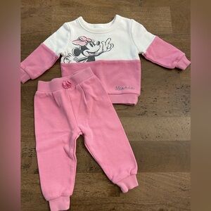 Disney Infant Matching Set NWOT Size 9M